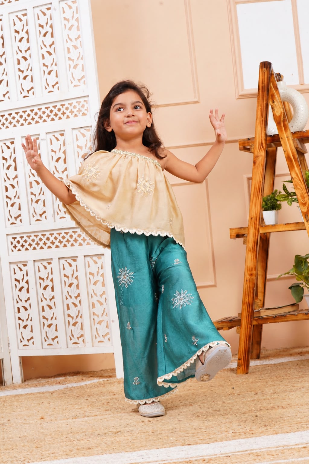 House Of Gota Girls Cream & Teal Embroidered Co-Ord Set